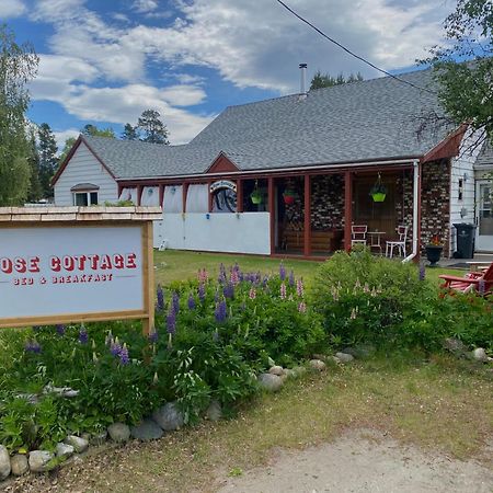 Rose Cottage Bed & Breakfast เวลเมาท์ ภายนอก รูปภาพ